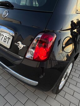 Predám Fiat 500 1.4 r.výroby 2011 - 11