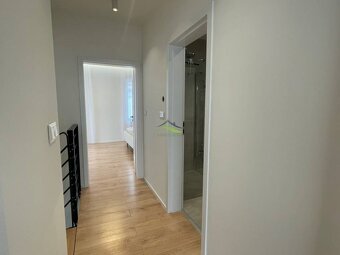 Luxusná moderná celoročná NOVOSTAVBA pri Šírave - s výhľadom - 11