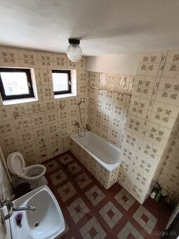 Dom v Ľubochni s potenciálom - 11