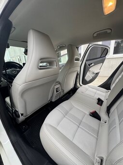 Mercedes GLA 200d 2018 - 11