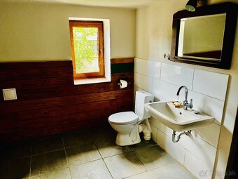 VÝNIMOČNÝ dvojgeneračný rodinný dom, 903m2, PO - 11