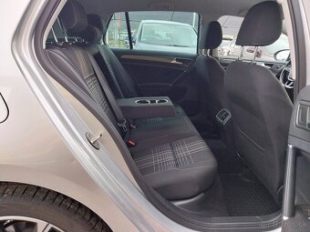 Volkswagen Golf 1.6 TDI BMT 110k Lounge 4MOTION EU6 - 11