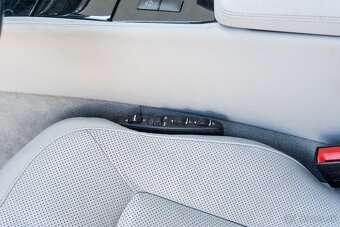 Mercedes-Benz CLS 350d 4Matic - 11