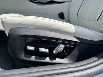 BMW M550i, xDrive, 1.MAJITEL, ČR, 2017, 4.4 BiTurbo V8, DPH - 11