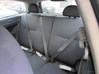 Honda Civic 7G - 11