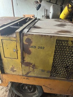 Pojazdný kompresor Škoda SKD 202 - 11
