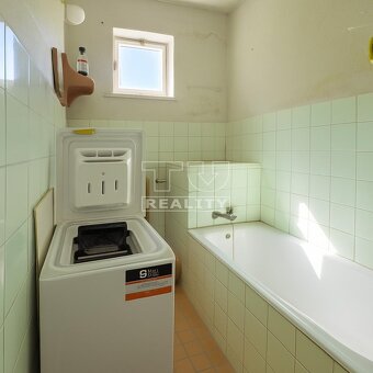 REZERVOVANÝ- 5-izbový rodinný dom – Prievidza, sídlisko... - 11