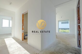 Štýlová 4-izbová novostavba pri Nitre – skolaudovaná, pripra - 11