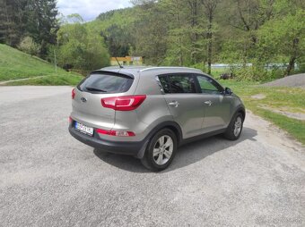 Kia Sportage 1.7 CRDi 85 kW (2011) - 11
