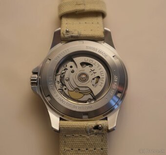 Hamilton Khaki Field King - 11