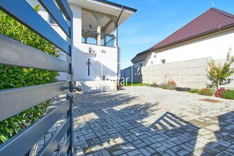 Veľkometrážny (153m2) 3-izbový byt pri Dunaji, 25min od BA - 11