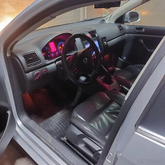 Volkswagen Golf V 1.9 TDI 77 kW, manuál, ročník 2007 - 11