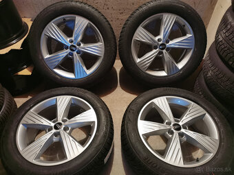 NOVÁ SADA - Audi Q4 e-tron - originál 19" alu s pneu - 11
