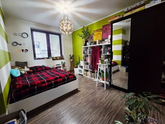 4.-izbový rodinný dom s veľkou garážou v Novej Dedinke - 11