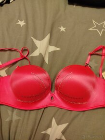 Victoria secret 34C - 11