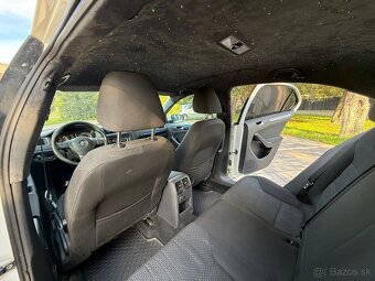 Volkswagen Jetta 1.6 TDI (2011) 🚗✨ - 11