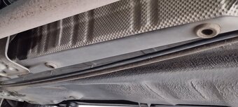 Volvo XC70 4x4 2.4d 136kw - 11