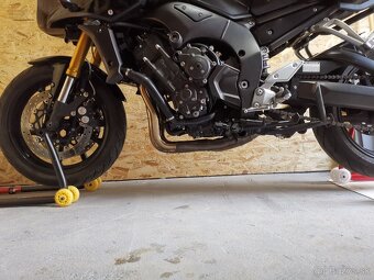Yamaha fz1 - 11