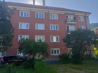 3 izbový byt v centre mesta Tisovec - 11