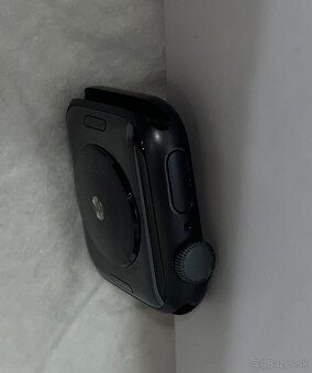 Apple Watch SE Nike 40mm - 11