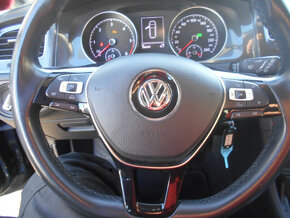 VW GOLF COMBI DSG 1,6 TDI 2018 166000KM - 11