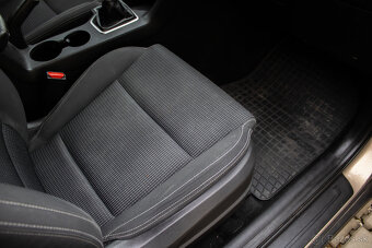 Kia Sportage 2.0crdi 4x4 - 11