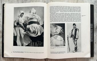 SLOVENSKO: ĽUD - I. + II. - 11