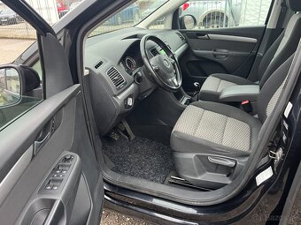 VW Sharan 2,0 TDi Bluemotion - 11