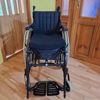 Elektrický invalidny vozík vzpriamovací - 11