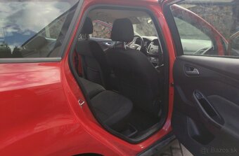 Ford Focus kombi 1.0 ecoboost 8/2016 - 11