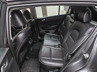 Kia Sportage 2.0 CRDI M6 4WD Platinum JBL Navi Ťažné Kamera - 11