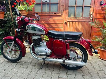 Jawa 250 - 11
