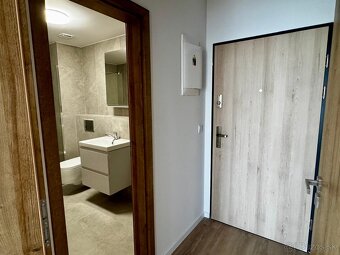 Predám 2 izb. byt Lorinčík Háje, parking, pivnica - 11