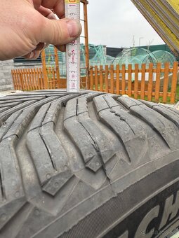 R18 alu Volvo XC40 235/55 Michelin CrossClimate2 - 11