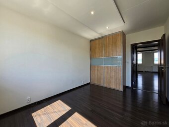 4-izb. „pražský“ byt, Tokajícka ul., 92 m2, 6-m LO, upravený - 11