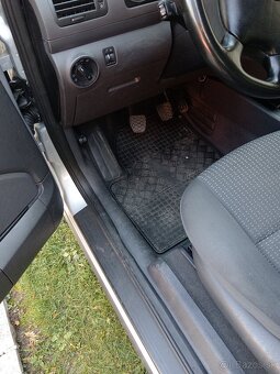 Seat Alhambra 1.9 TDI 85kw - 11