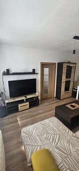 Byt 3 izbový - 11