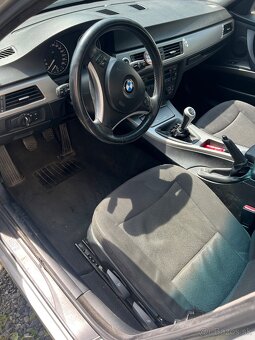 BMW e90 320d - 11