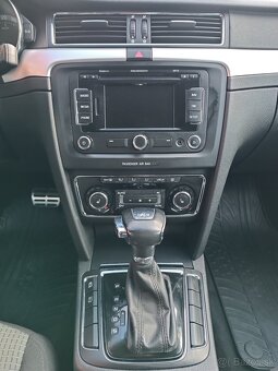 2012 Škoda Superb 2.0 TDI 125kW DSG automat - 11