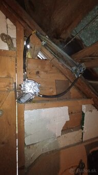 Rozpredám Ford escort rs2000a 1,4i 3dver - 11