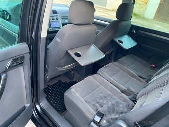 Volkswagen Touran 2.0 TDi 103Kw - 11