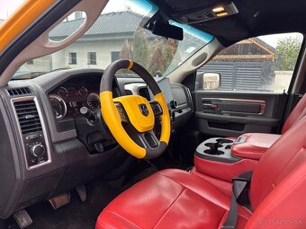 DODGE RAM 5,7 HEMI - 11