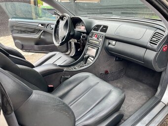 Mercedes benz CLK -3,2 benzín automat - 11