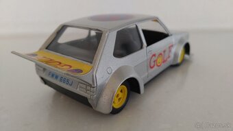 VW Golf 1: 25 GTi Polistil - 11