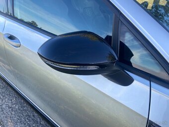 VW GOLF VARIANT VIII R-LINE 2.0TDI AUT PANO ALU 18” - 11