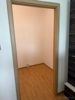 1 izbový byt na predaj, ul. Pod papierňou BJ - 11