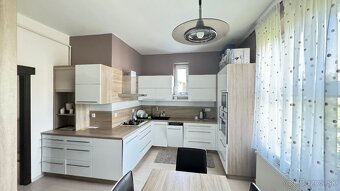 3- room apartment 120m2 in the centre - 11