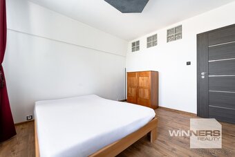 Prenájom - Zrekonstruovany 2i byt s balkónom na Podhradovej - 11