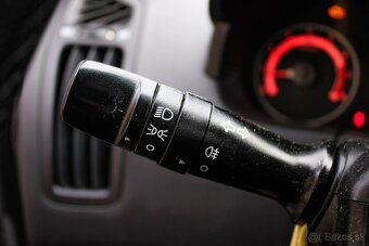 Kia Cee´d SW 1.4 CVVT 16V LX - 11