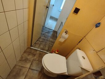 Predaj - veľký 2 izbový byt Tlmače-Lipník, okres Levice - 11